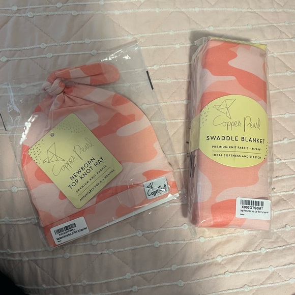 Copper Pearl Swaddle & Hat - Picture 1 of 1